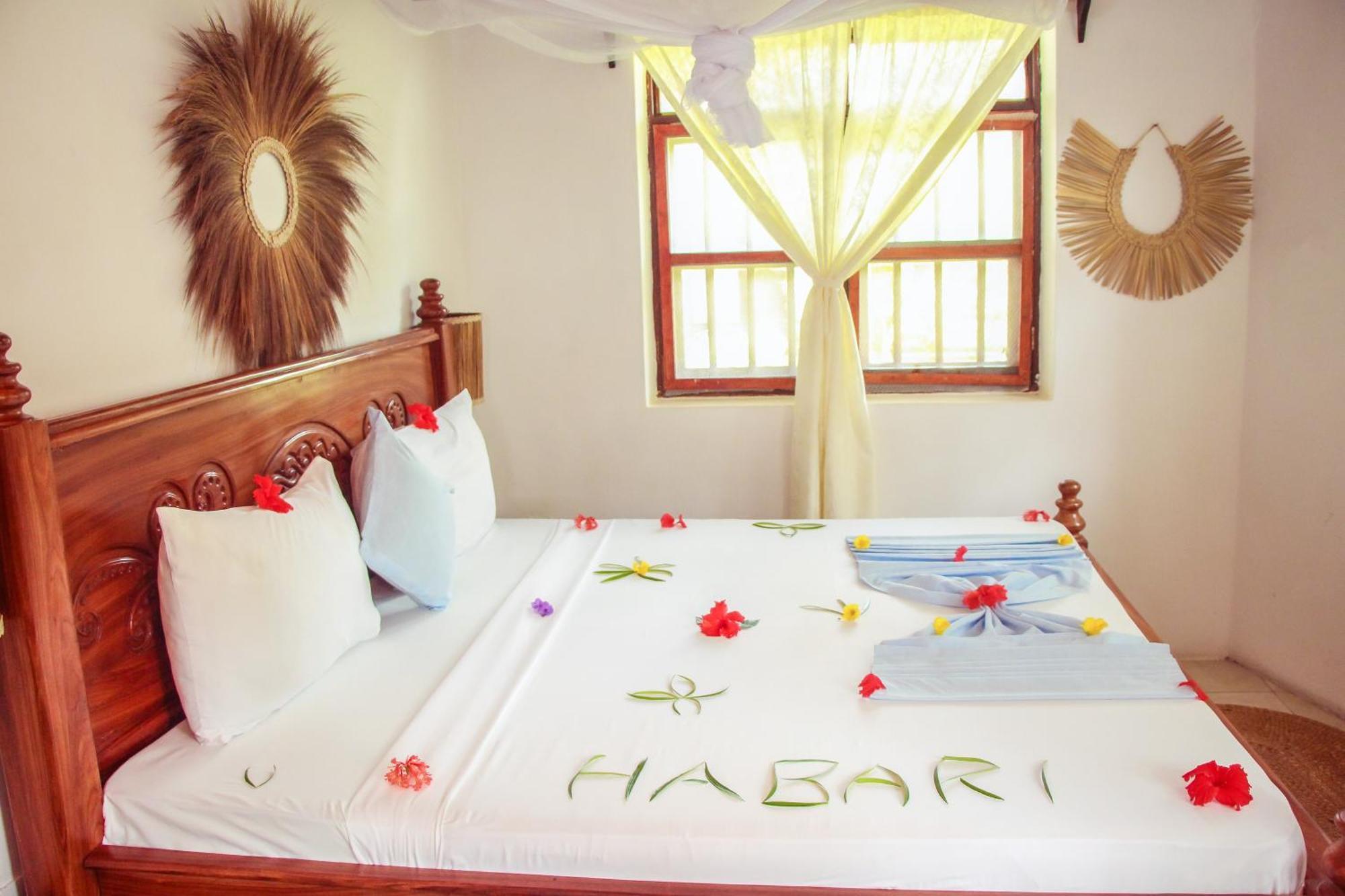 Tiki Beach Club & Resort (Adults Only) บูจู ภายนอก รูปภาพ