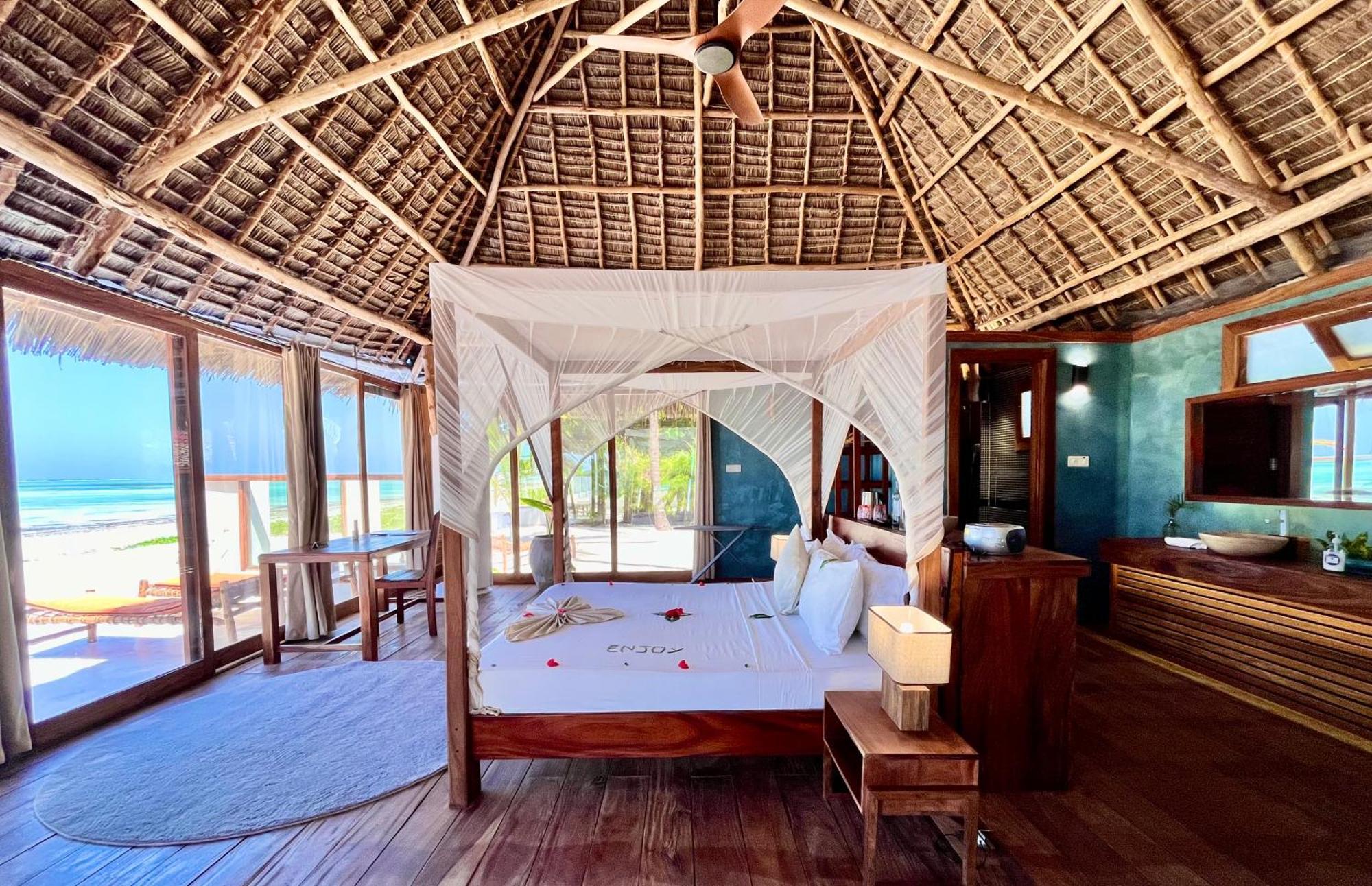 Tiki Beach Club & Resort (Adults Only) บูจู ภายนอก รูปภาพ