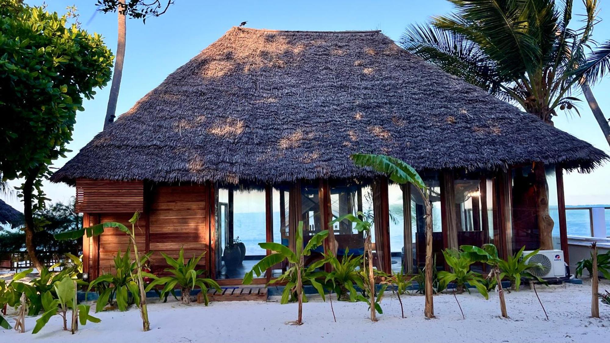 Tiki Beach Club & Resort (Adults Only) บูจู ภายนอก รูปภาพ