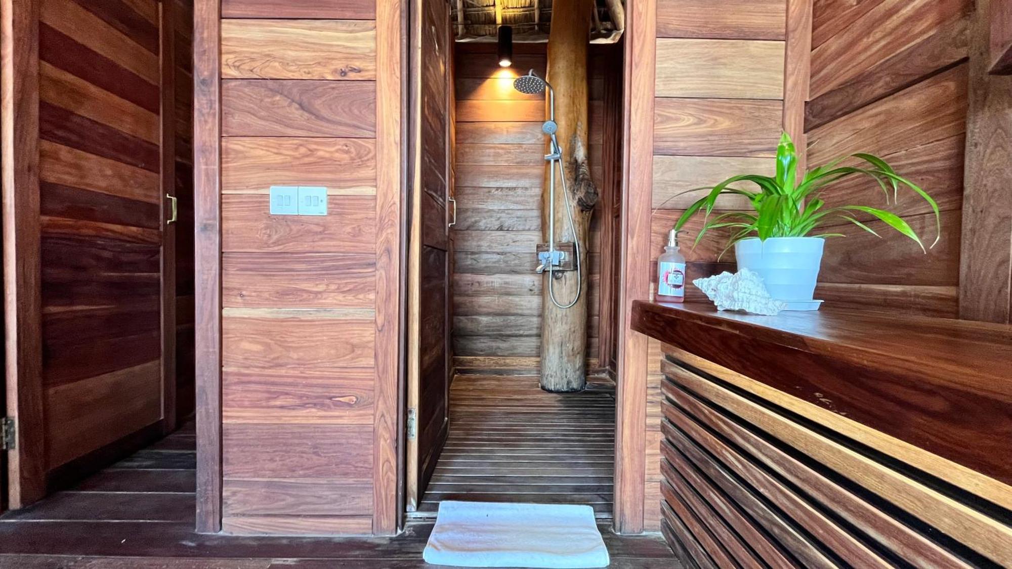 Tiki Beach Club & Resort (Adults Only) บูจู ภายนอก รูปภาพ