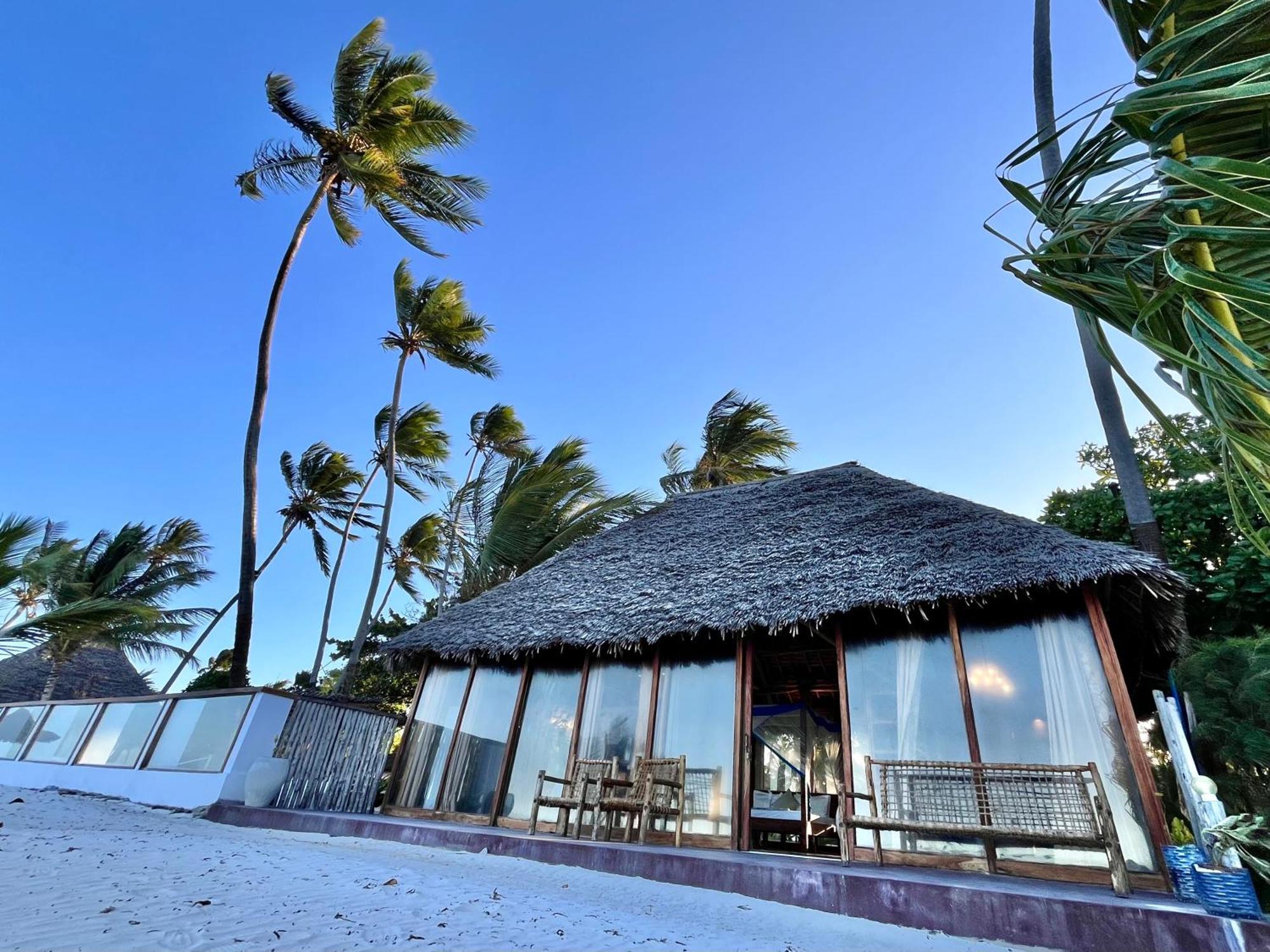 Tiki Beach Club & Resort (Adults Only) บูจู ภายนอก รูปภาพ
